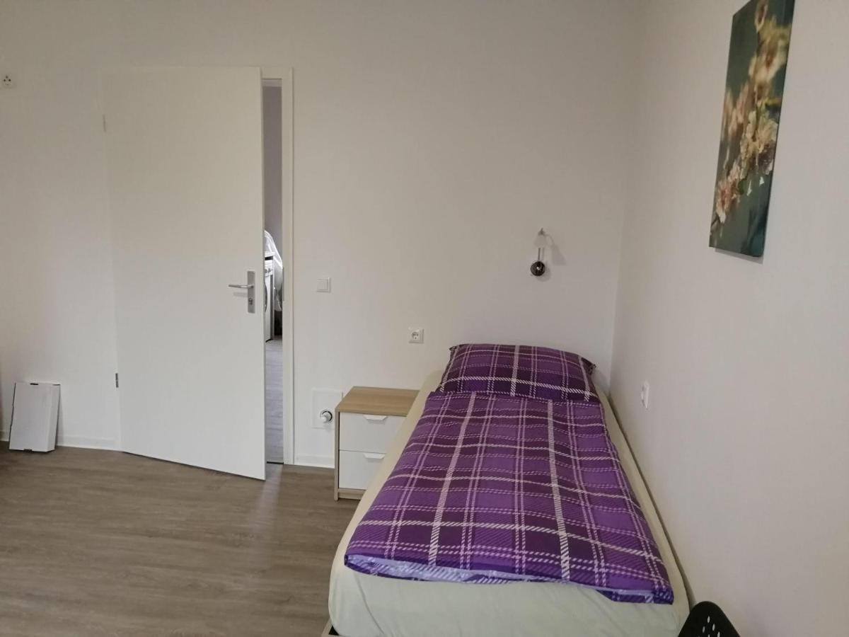 Haupthaus Moeblierte Zimmer Mit Eigenem Bad อูลเซิน ภายนอก รูปภาพ